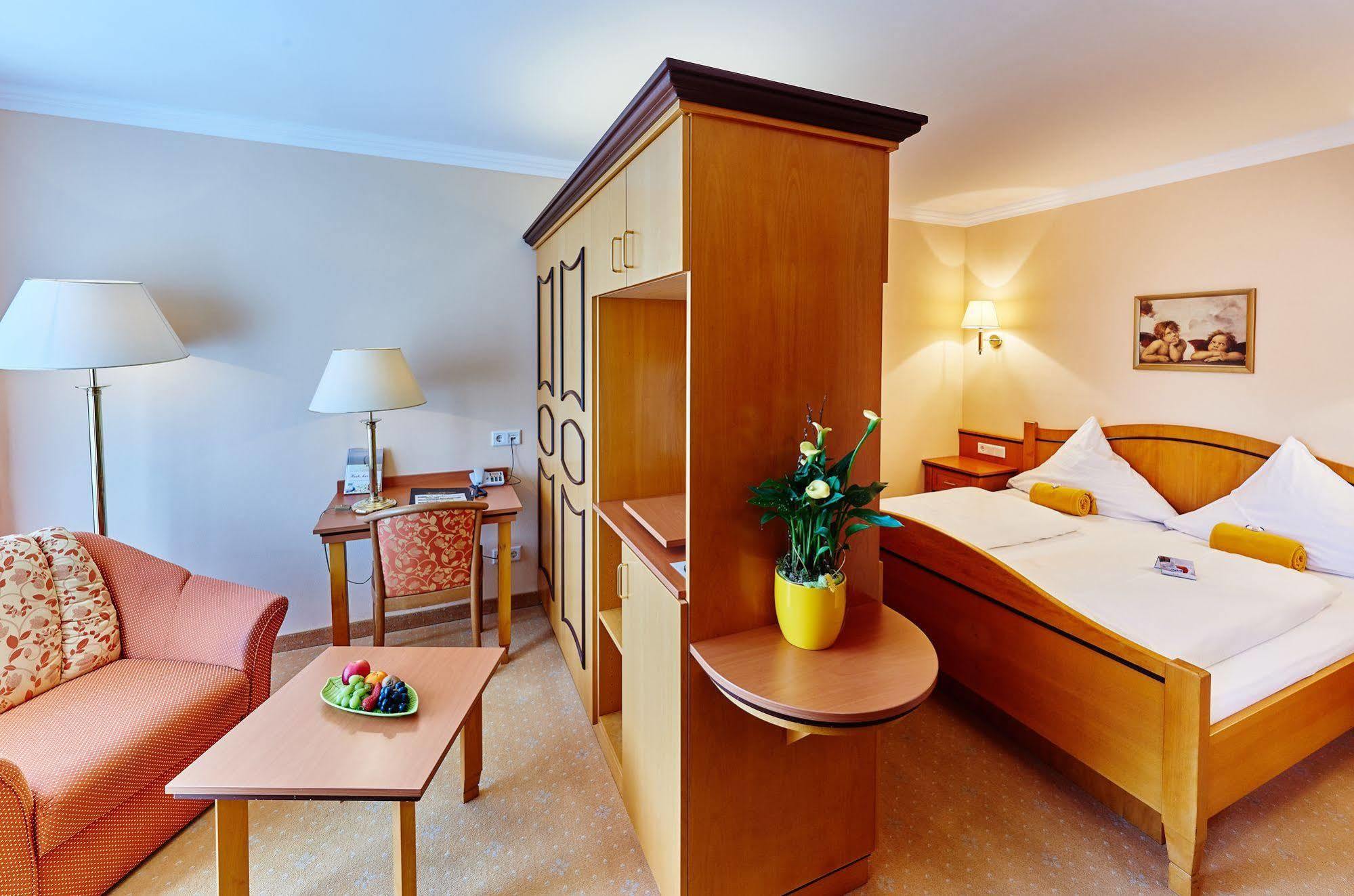 Akzent Hotel Bayerwald-Residenz Neukirchen  Eksteriør billede